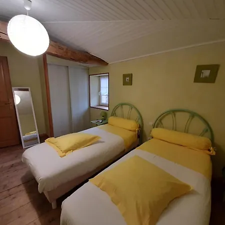 Cosy Avec 3 Chambres, Cour Privee, Baby-foot Et Internet, Equipements Bebe Inclus, Animaux Permis - Fr-1-653-154