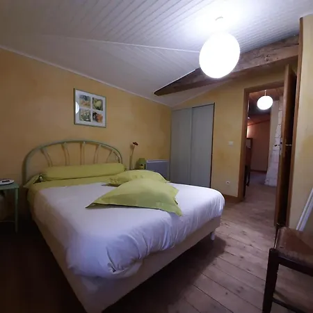 Cosy Avec 3 Chambres, Cour Privee, Baby-foot Et Internet, Equipements Bebe Inclus, Animaux Permis - Fr-1-653-154 منزل ريفي