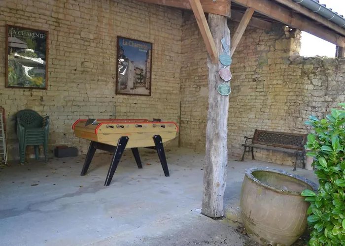 Cosy Avec 3 Chambres, Cour Privee, Baby-foot Et Internet, Equipements Bebe Inclus, Animaux Permis - Fr-1-653-154 *