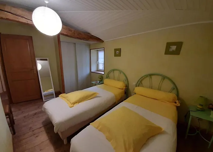 Cosy Avec 3 Chambres, Cour Privee, Baby-foot Et Internet, Equipements Bebe Inclus, Animaux Permis - Fr-1-653-154