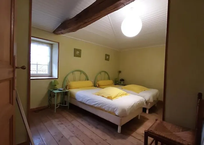 Cosy Avec 3 Chambres, Cour Privee, Baby-foot Et Internet, Equipements Bebe Inclus, Animaux Permis - Fr-1-653-154 بيت للعطل *